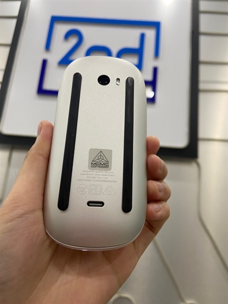 Chuột Magic Mouse 2 Type C 2024 - Màu trắng - Ngoại hình: 99% - FullBox 2