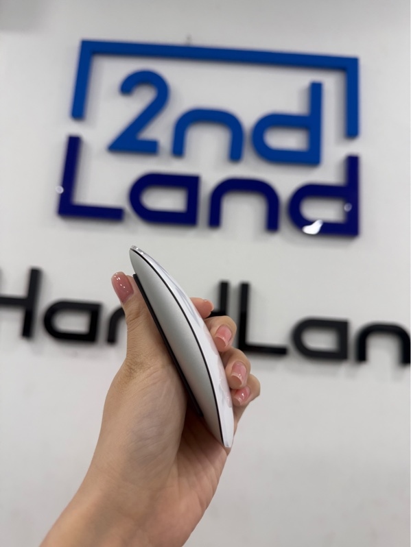 Chuột Magic mouse type C - Màu trắng - Ngoại hình 97% - trầy xước - Không phụ kiện