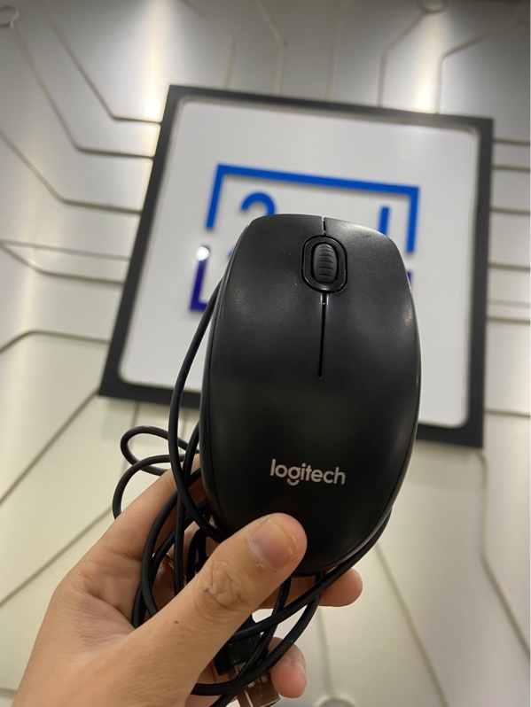 Chuột máy tính Logitech B100 - Màu đen - Ngoại hình: 97% - Body