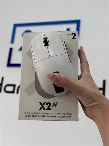 Chuột Pulsar XH2 SZ2 - Trắng - 98% - dây ố vàng - đã thay feet thủy tinh, Fullbox + dongle 4