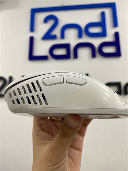 Chuột Pulsar Xlite V2 Medium Size 2 - Màu trắng - Ngoại hình 97% - Đã thay feet - Ố vàng - FullBox 2