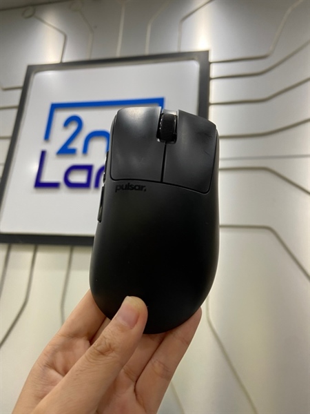 Chuột Pulsar XLite V3 Size 2 - Màu đen - Ngoại hình: 98% - Đã thay feet - FullBox 1