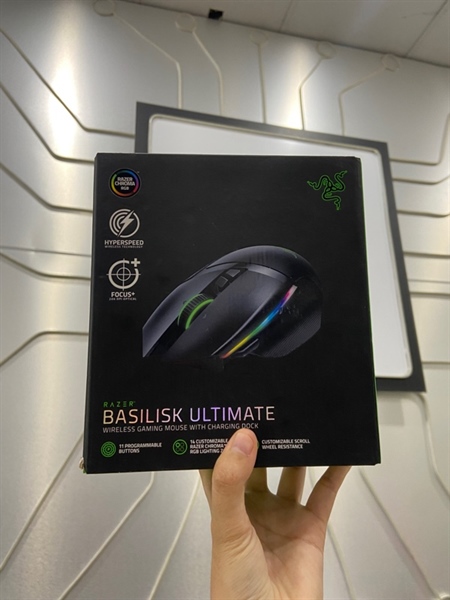 Chuột Razer Basilisk Ultimate - Màu đen - Ngoại hình: 97% - FullBox