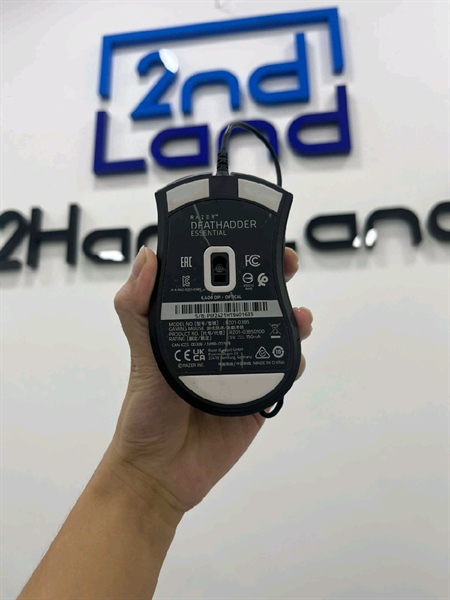 Chuột Razer Deathadder Esential RZ01-0385 - 1 mode : dây - Màu đen - Ngoại hình 97% - Body 2