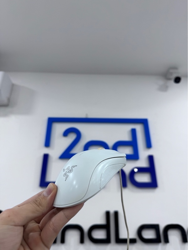 Chuột Razer Deathadder Essential - 1 mode dây - Màu trắng - Ngoại hình 97% - Ố vàng - Body
