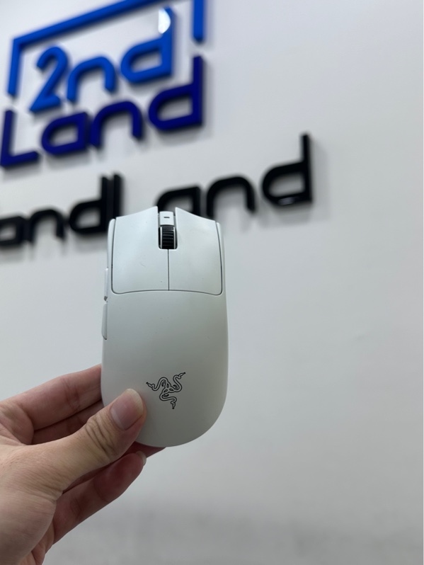 Chuột Razer Không dây Viper V3 Pro - 2 mode: dongle + dây - Màu trắng - Ngoại hình 97% - Kèm dongle