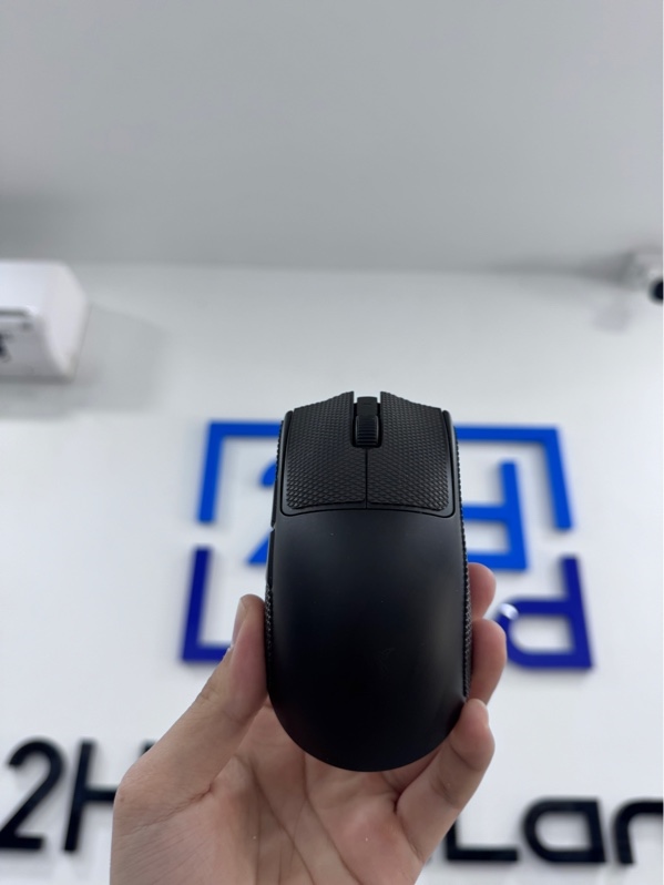Chuột Razer Viper V4 pro - Màu đen - Ngoại hình 98% - Feet xước nhẹ - Fullbox