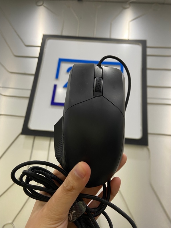 Chuột ROG CHAKRAM CORE - Màu đen - Ngoại hình: 97% - Body