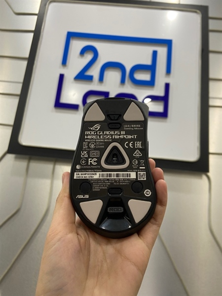 Chuột ROG Gladius III Wireless Aimpoint - 3 Mode : 2.4GHz/Bluetooth/Dây dongle - Màu đen - Ngoại hình: 98% - FullBox 2