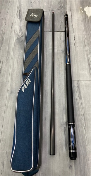 Cơ bida chui mộc TY RK - Ngọn carbon dragon luxury - Màu đen xanh dương - Ngoại hình: 98% - Chui lắc nhẹ - Kèm túi đựng cơ peri