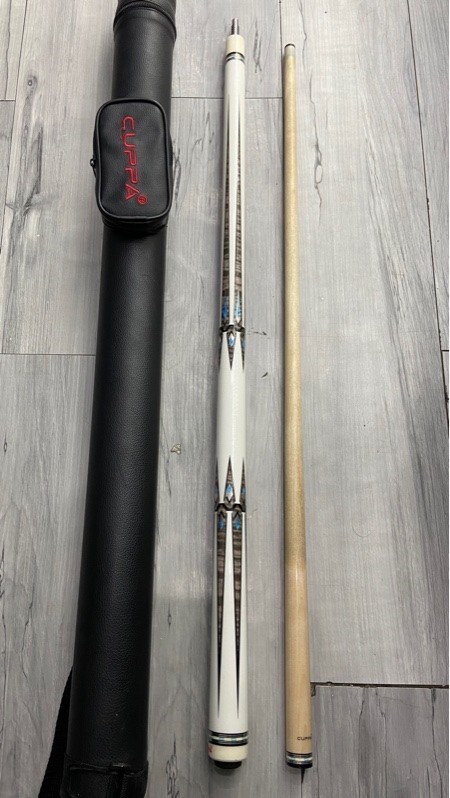 Cơ bida Cuppa - Màu trắng - Ngoại hình: 97% - Nhảy ngọn nhẹ - Kèm ngọn mộc cuppa, túi