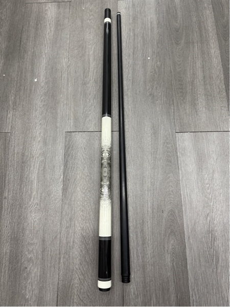 Cơ bida ngọn Turtle A1-Carbon composite chuôi Allin Crazy - Màu trắng xám - Ngoại hình 98% - Body