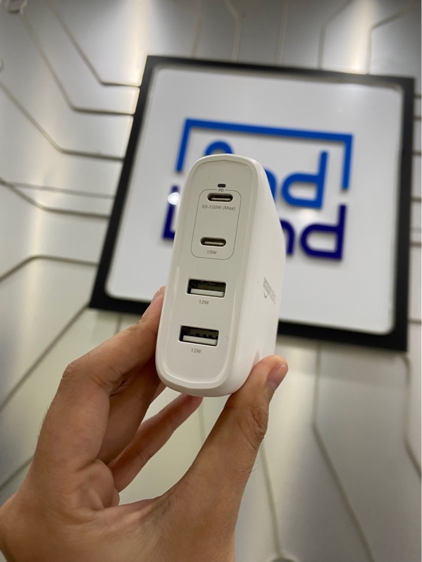 Cốc sạc Amazon Basics 100W - Màu trắng - Ngoại hình: 98% - Kèm Box