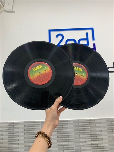 Combo 2 đĩa than Richard Clayderman In Concert - Richard Clayderman - Màu đen - Ngoại hình: 98% - Box 1