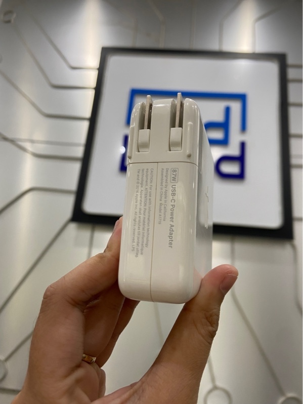 Củ sạc Apple 87W USB-C Power Adapter (Model A1719) - Màu trắng - Ngoại hình: 97% - Ố nhiều - Body