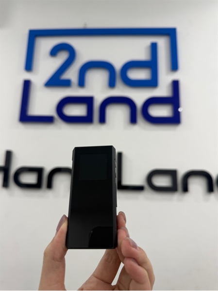 DAC chuyển đổi Fiio BTR7 - Màu đen - Ngoại hình 98% - Kèm Box , sạc , 1 ốp 1