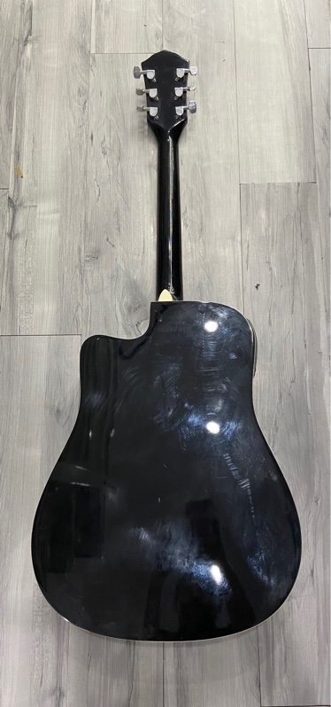 Đàn Fender FA 125CE - Màu đen - Ngoại hình: xấu - Đàn đứt dây rỉ sét , nứt ngựa đàn , phím đàn sét mòn - Kèm túi