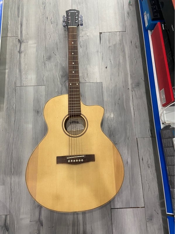 Đàn Guitar Acoustic LuthierV LVT-70 - Màu nâu - Ngoại hình: 97.5% - Kèm túi