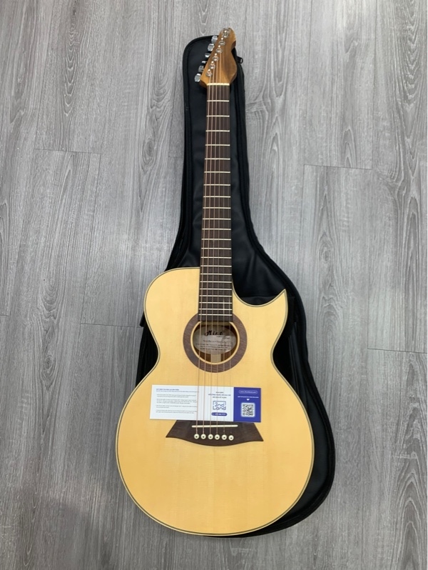 Đàn Guitar Acoustic Mint - Màu gỗ tự nhiên - Ngoại hình: 98% - Kèm túi