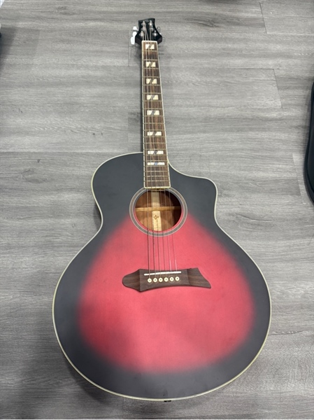 Đàn guitar Acoustic NG Dawn-Start-RDS - Màu đỏ đen - Ngoại hình 97% - Dây gỉ sét , cấn 2-3 chỗ trên mặt thùng đàn - Kèm túi 1