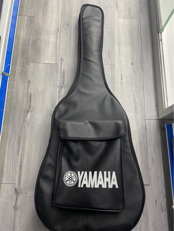 Đàn Guitar Acoustic No Name - Màu nâu - Ngoại hình: 97% - Mốc nhiều - Kèm túi
