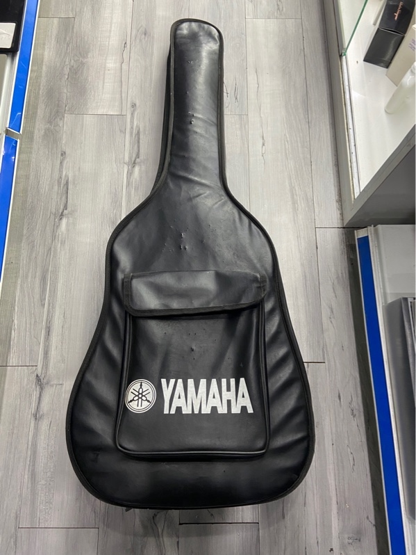 Đàn Guitar Acoustic No Name - Màu nâu - Ngoại hình: 97% - Trầy xước nhiều, cấn - Kèm túi