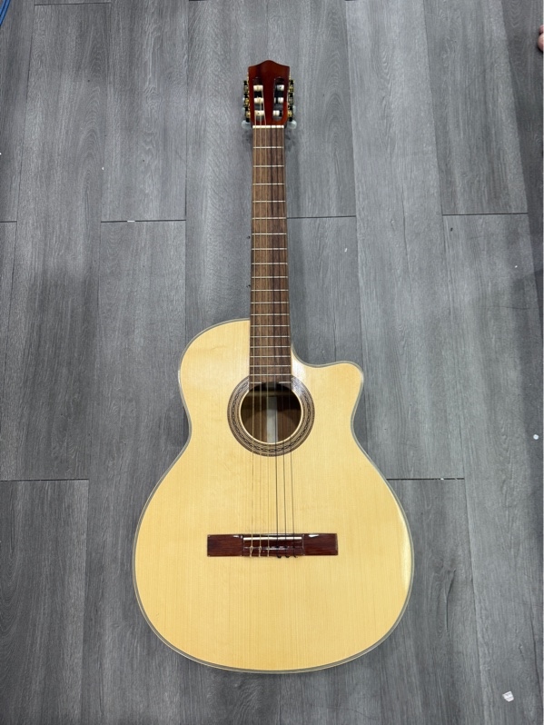 Đàn guitar acoustic no name - Màu nâu - Ngoại hình 98% - kèm 1 capo, 1 móng