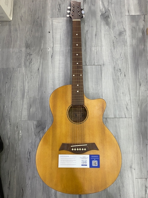 Đàn Guitar Acoustic Nobrand - Màu nâu - Ngoại hình: 97% - Kèm túi