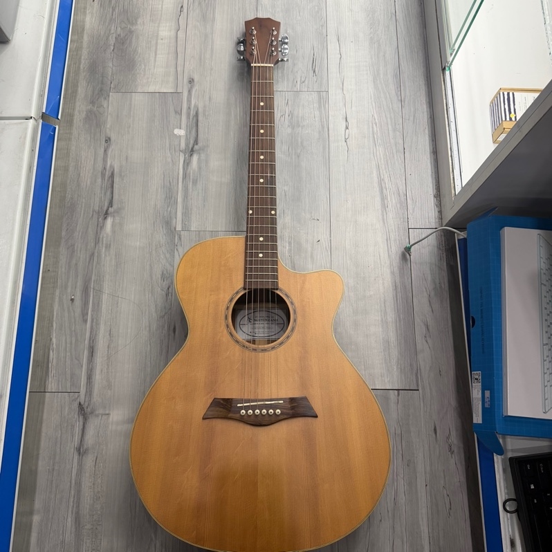 Đàn guitar Acoustic Noname - Màu nâu - Ngoại hình: 97.5% - Kèm túi