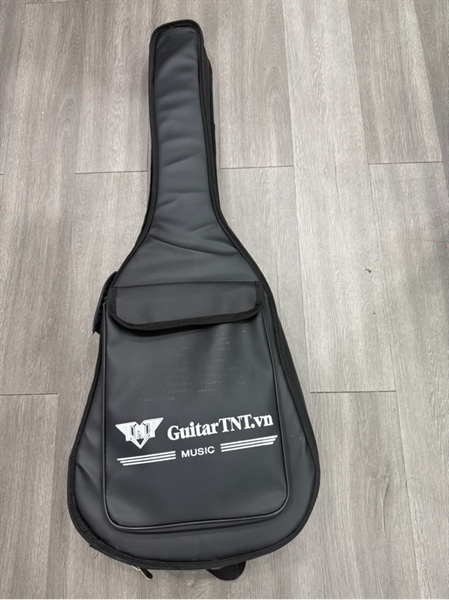 Đàn Guitar Acoustic TNT - Màu đen - Ngoại hình 98% - Kèm túi , 1 bộ dây thay , 1 dây đeo , 1 lục giác 1