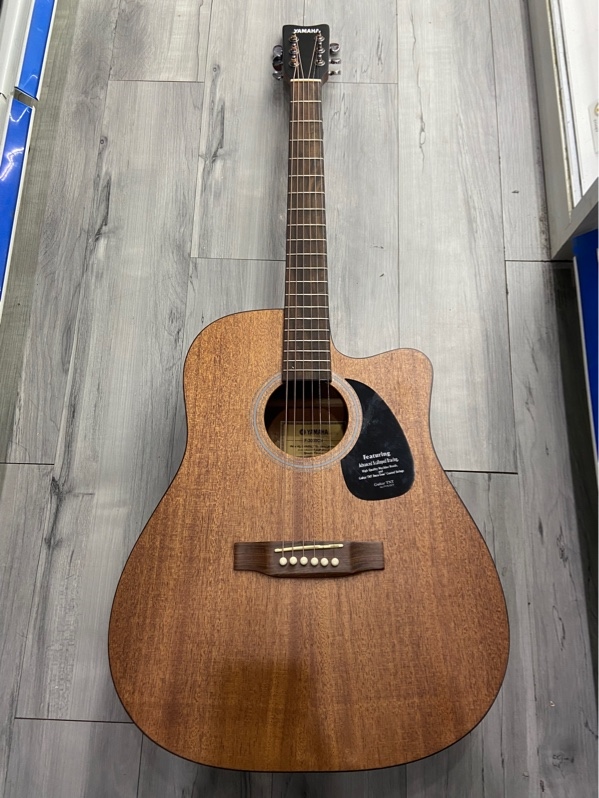 Đàn Guitar Acoustic Yamaha - F-3000CN - Màu nâu - Ngoại hình: 98% - Kèm túi + capo