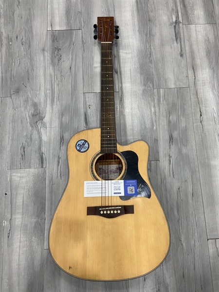 Đàn Guitar Cate Classic QM-714J - Màu vàng - Ngoại hình: 98% - Kèm túi