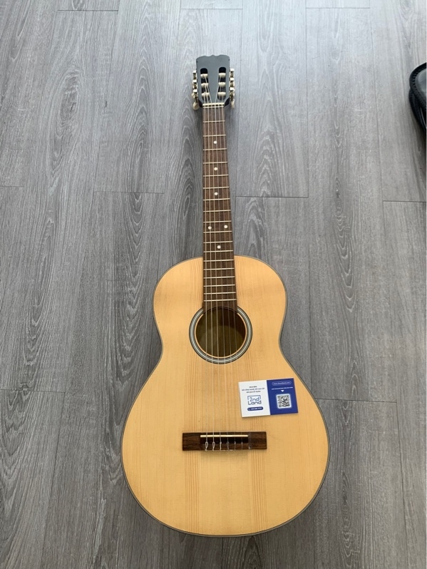 Đàn Guitar Classic chế tác size 3/4 - Màu nâu - Ngoại hình: 98% -Kèm túi