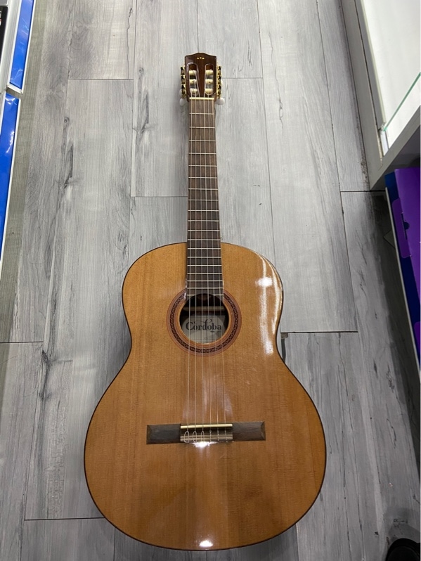 Đàn Guitar Classic Cordoba C5 - Màu nâu - Ngoại hình: 98% - Kèm túi