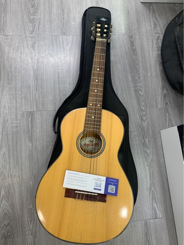 Đàn guitar classic custom noname - Màu nâu - Ngoại hình: 97% - Kèm túi