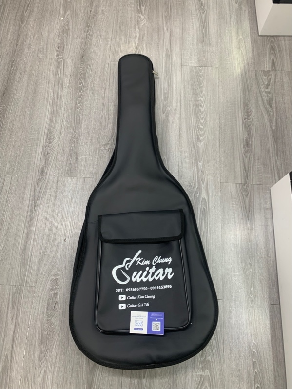 Đàn Guitar classic Morris MC-100 - Màu nâu - Ngoại hình: 97% - Trầy - Kèm túi