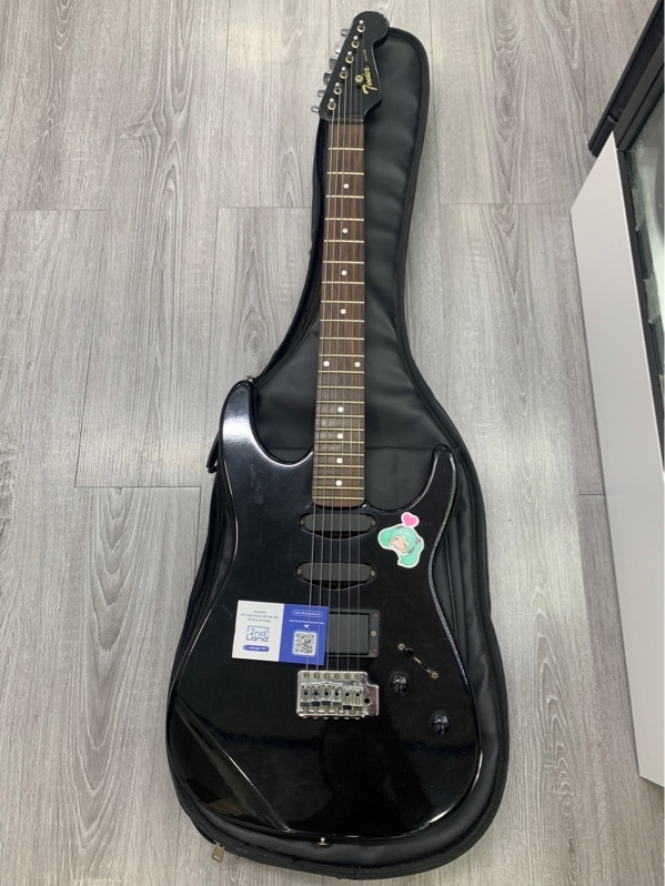 Đàn guitar điện custom - Màu đen - Ngoại hình: 97% - Kèm túi