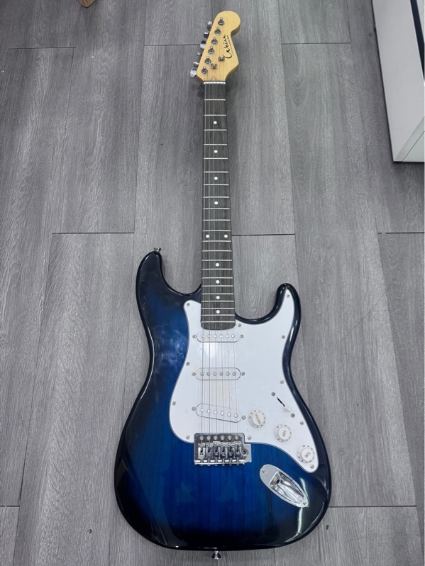 Đàn guitar điện Woim solo 3 mobin - Màu xanh đen - Ngoại hình 97% - Body