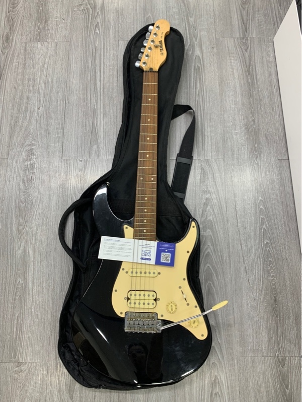 Đàn Guitar Điện Yamaha GIGMAKER EG-112C - Màu đen - Ngoại hình: 96% - Bụi + gỉ sắt - Kèm túi