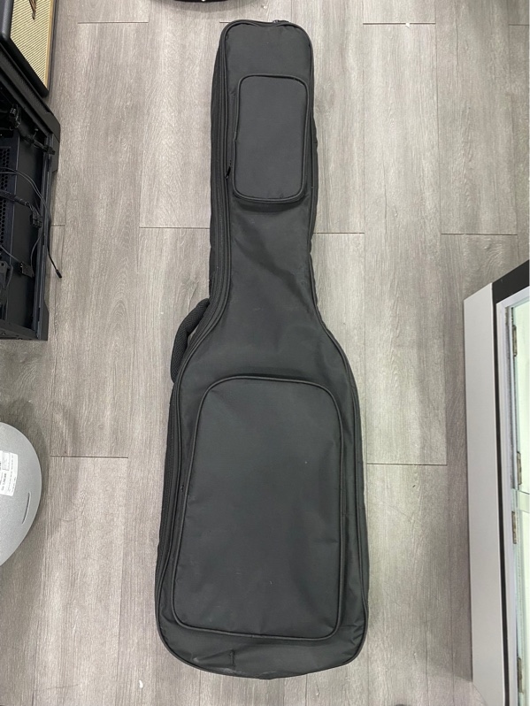 Đàn Guitar điện Yamaha Pacifica PAC012 - Màu đen - Ngoại hình 97% - trầy xước nhiều lông mèo - Kèm túi