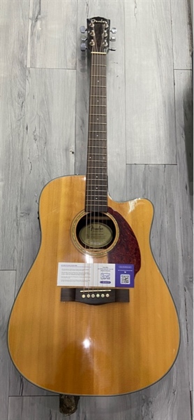 Đàn Guitar Electroacustica Fender CD140SCE NAT WC - SKU : 2494 - Màu nâu - Ngoại hình: 98% - Dán sticker - Kèm túi