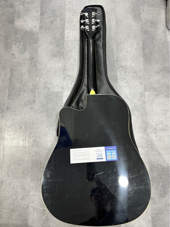 Đàn Guitar Handmade H41 - Màu đen - Ngoại hình 97% - Trầy xướt, đã thay 1 núm chỉnh dây đàn - Kèm túi