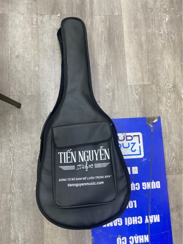 Đàn Guitar Mini MC-01 noname - Màu nâu - Ngoại hình 98% - Dây 4 - Kèm túi