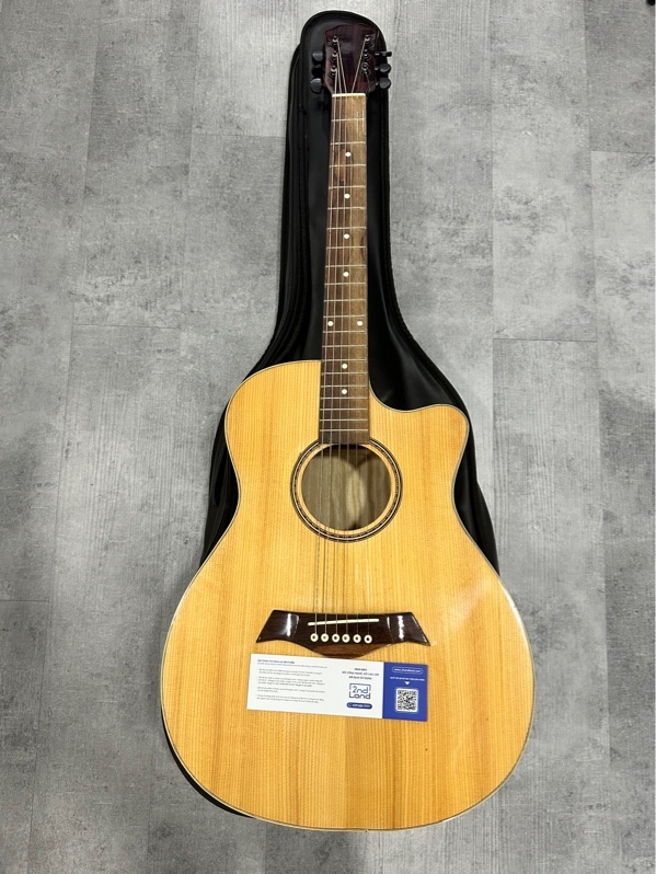 Đàn Guitar Noname của Cửa hàng nhạc cụ Suối Nhạc - Màu vàng - Ngoại hình 98% - Kèm túi