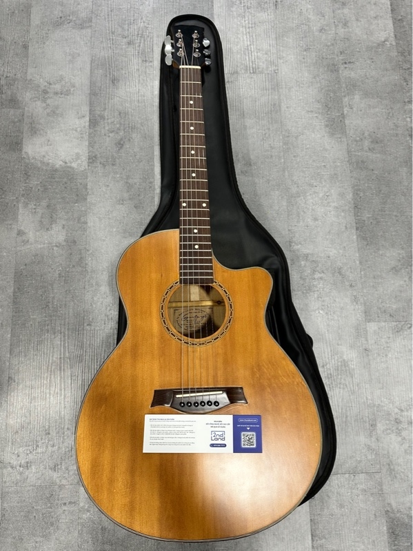 Đàn guitar Noname của Guitar Gỗ - Màu vàng - Ngoại hình 98% - Kèm túi