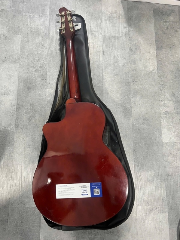 Đàn Guitar Noname - Màu gỗ - Ngoại hình: 97% - Kèm túi