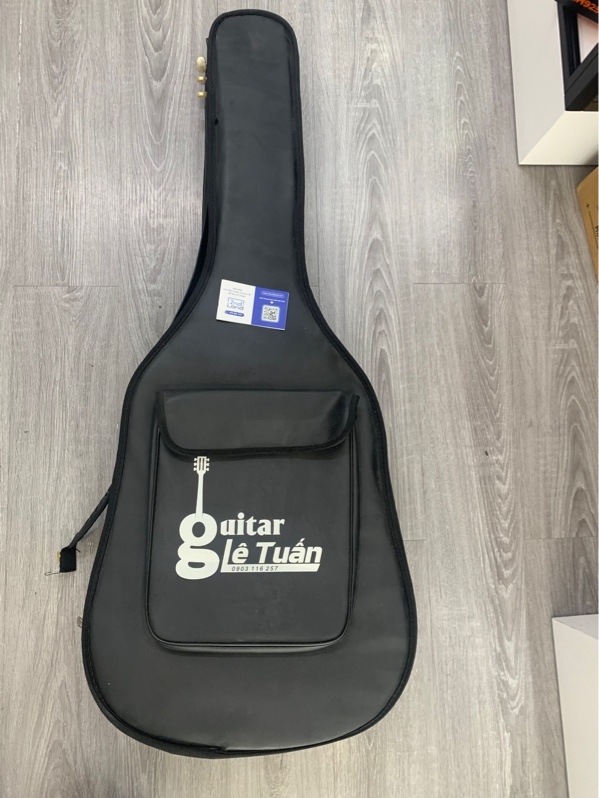 Đàn guitar noname - Màu gỗ - Ngoại hình: 97% - Trầy body - Kèm túi