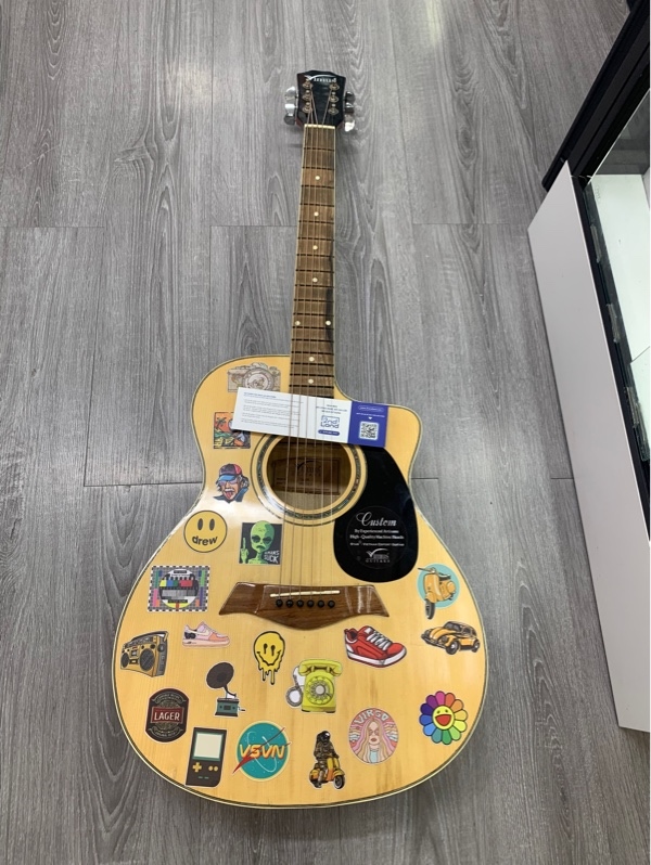 Đàn guitar noname - Màu gỗ - Ngoại hình: 97% - Trầy cấn nhẹ - Body