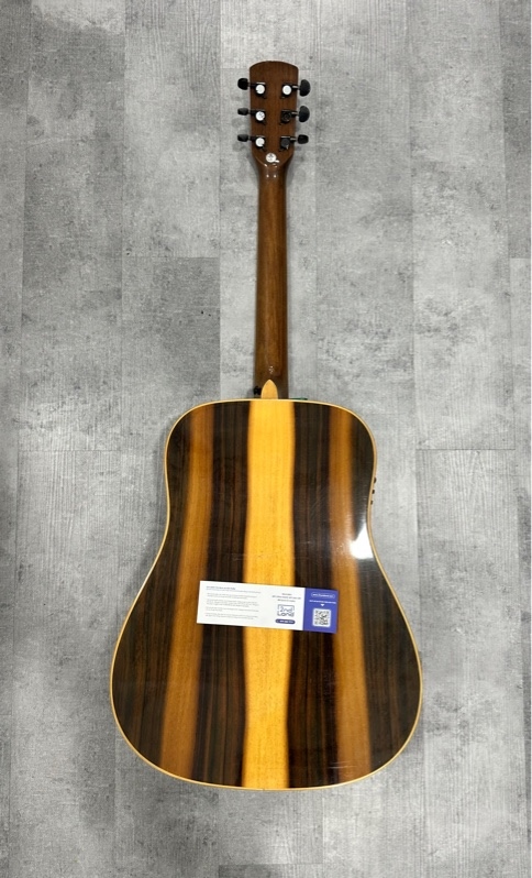 Đàn Guitar Noname - Màu nâu - Ngoại hình 96% - Trầy oxi hóa gỉ sét các núm chỉnh đàn, eq hoạt động chập chờn - Body