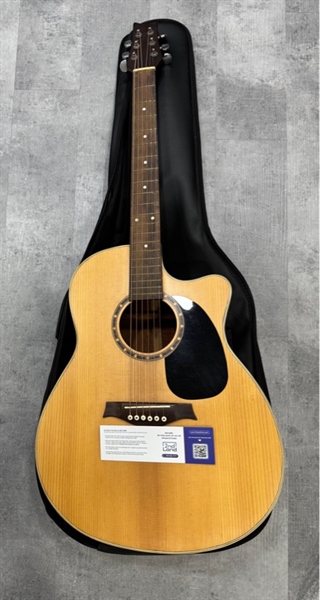 Đàn Guitar Noname - Màu nâu - Ngoại hình 97% - Ốc rỉ sét - Kèm túi